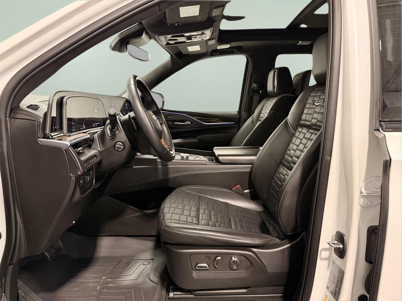 2023 Cadillac Escalade 4WD Sport Platinum