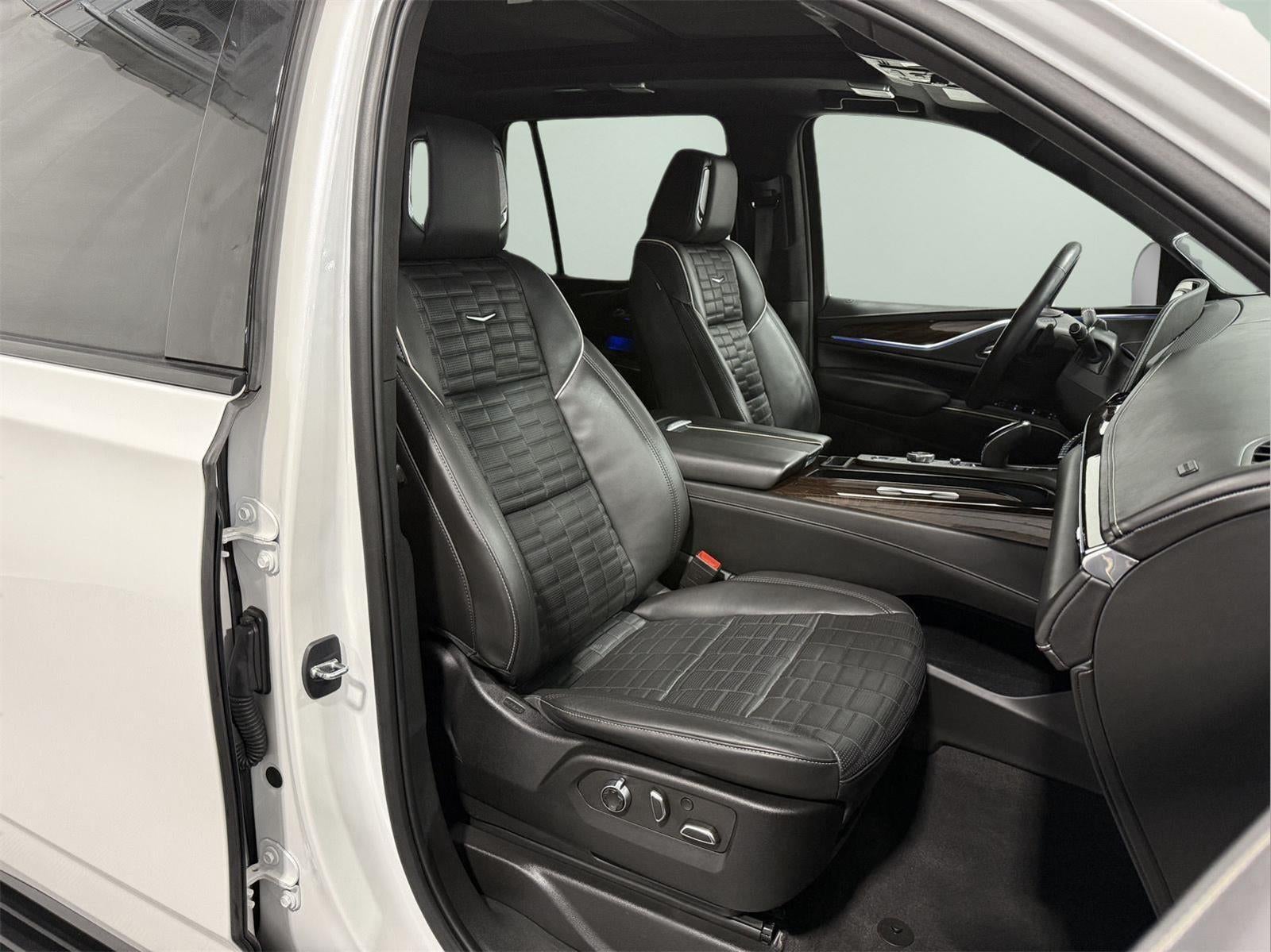 2023 Cadillac Escalade 4WD Sport Platinum