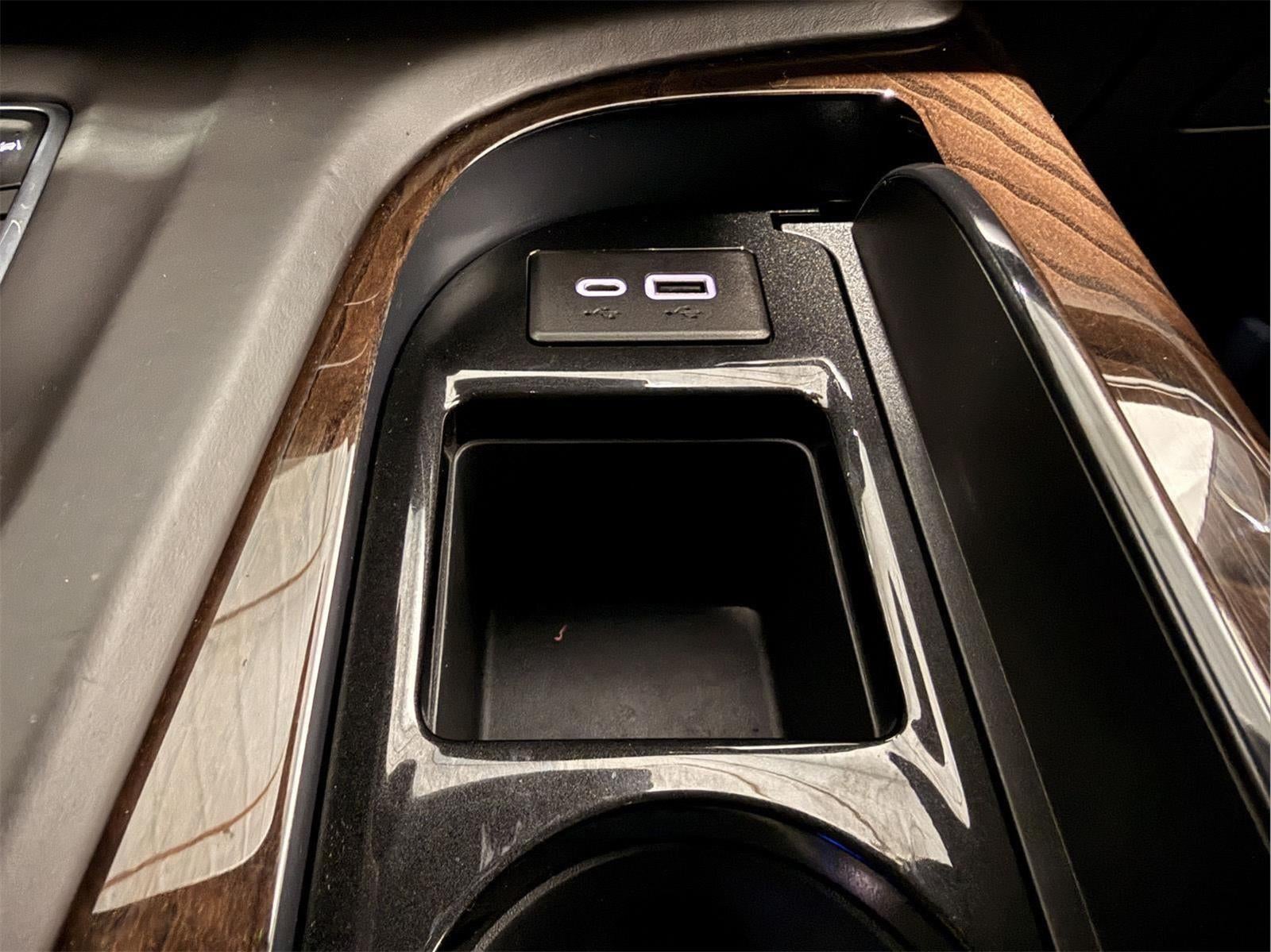 2023 Cadillac Escalade 4WD Sport Platinum