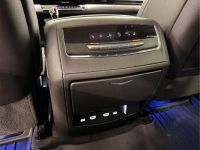 2023 Cadillac Escalade 4WD Sport Platinum