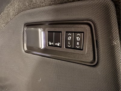 2023 Cadillac Escalade 4WD Sport Platinum