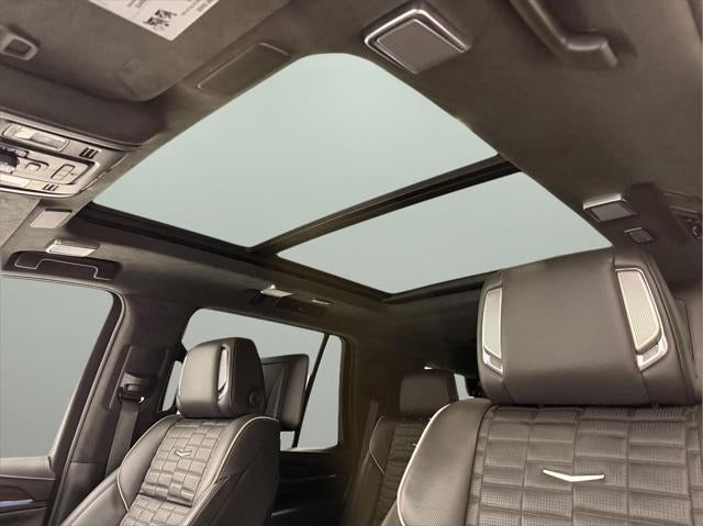 2023 Cadillac Escalade 4WD Sport Platinum