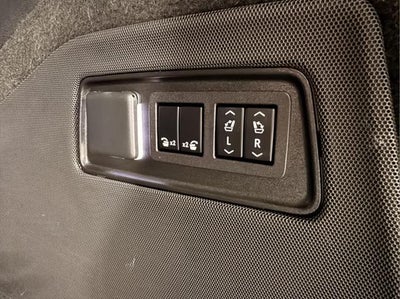 2023 Cadillac Escalade 4WD Sport Platinum