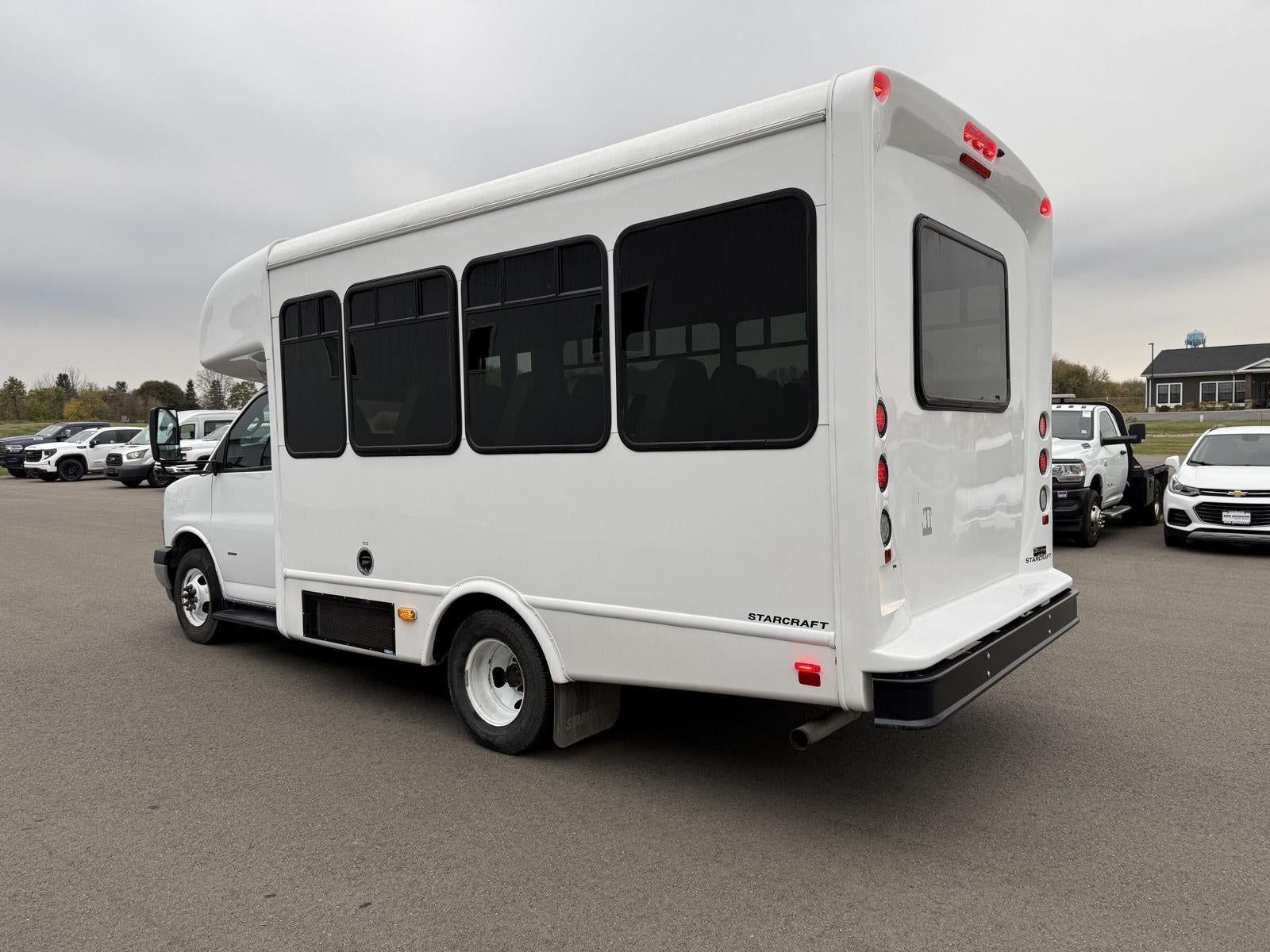 2023 Chevrolet Express Cutaway Work Van