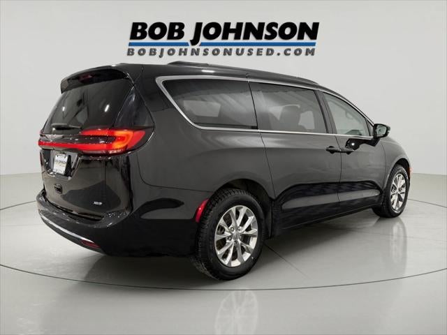 2022 Chrysler Pacifica Touring L AWD