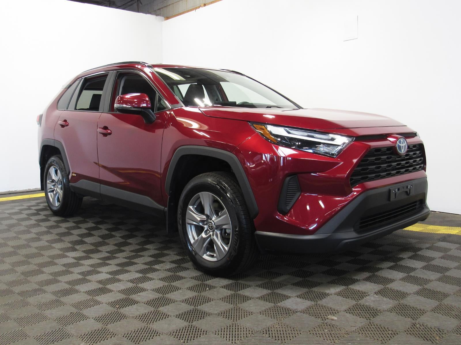 2024 Toyota RAV4 Hybrid XLE