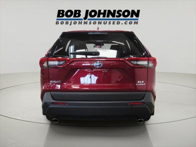 2024 Toyota RAV4 Hybrid XLE