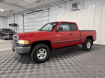 1999 Dodge Ram 1500 2dr Club Cab 139 WB 4WD