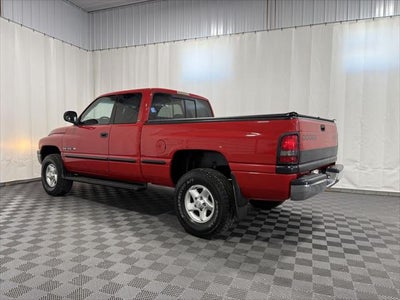 1999 Dodge Ram 1500 2dr Club Cab 139 WB 4WD