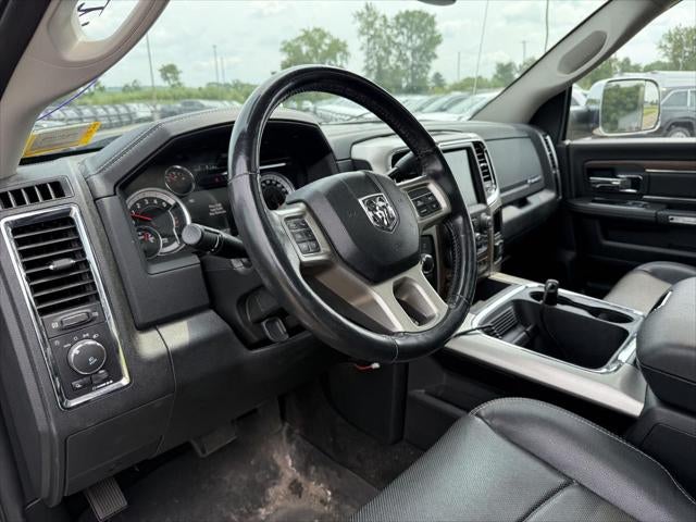 2017 RAM 3500 Laramie Crew Cab 4x4 6'4' Box
