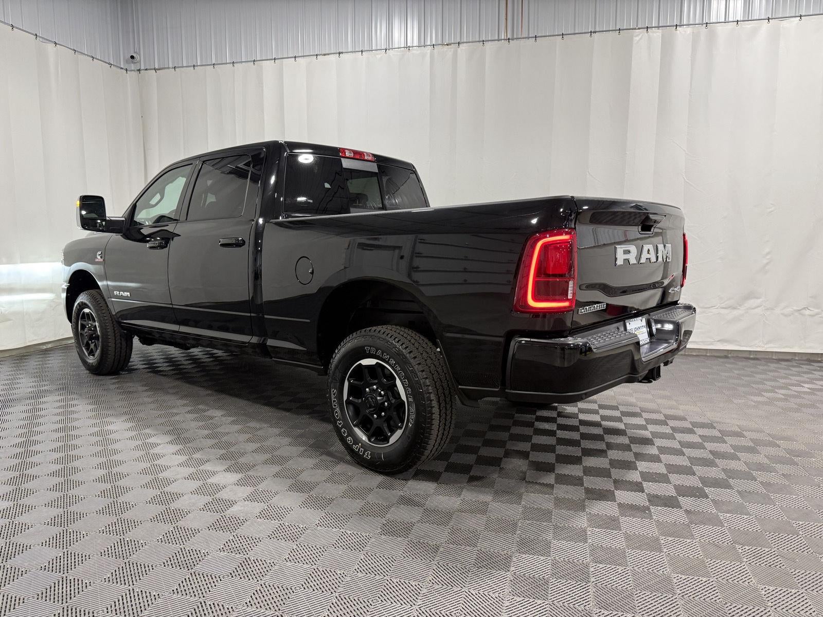 2026 RAM 2500 Laramie Crew Cab 4x4 6'4' Box