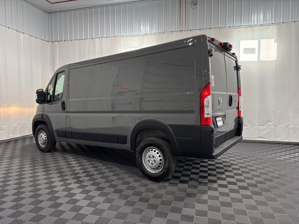 2025 RAM ProMaster 1500 Cargo Van Tradesman Low Roof 136' WB w/Pass Seat