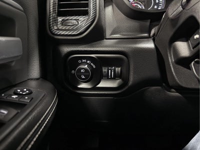 2020 RAM 2500 Big Horn Crew Cab 4x4 6'4' Box