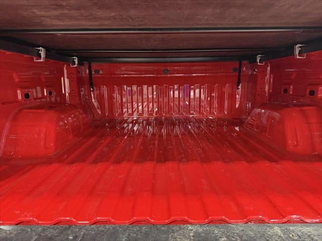 2024 Chevrolet Silverado 1500 4WD Crew Cab Short Bed LT with 2FL
