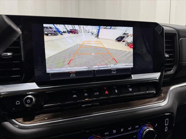 2025 GMC Sierra 1500 4WD Crew Cab Short Box Elevation with 3VL