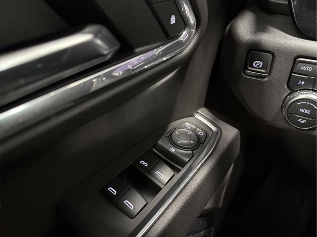 2024 GMC Sierra 1500 4WD Crew Cab Short Box Elevation with 3SB