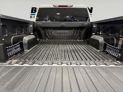 2024 GMC Sierra 1500 4WD Crew Cab Short Box Elevation with 3SB