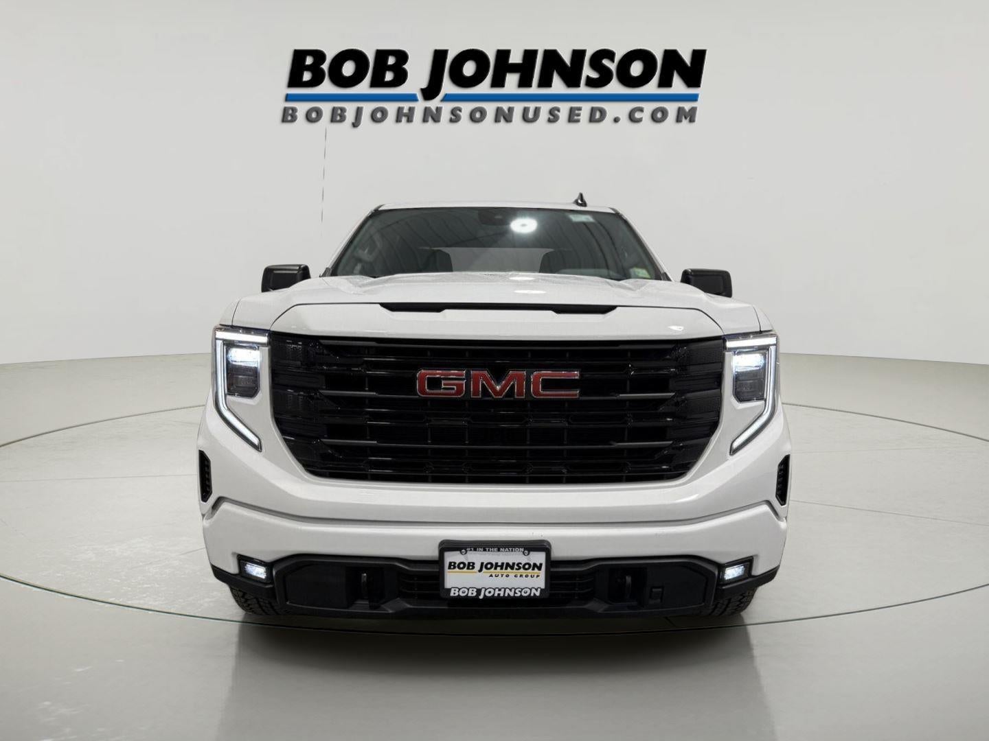 2025 GMC Sierra 1500 4WD Crew Cab Short Box Elevation with 3SB