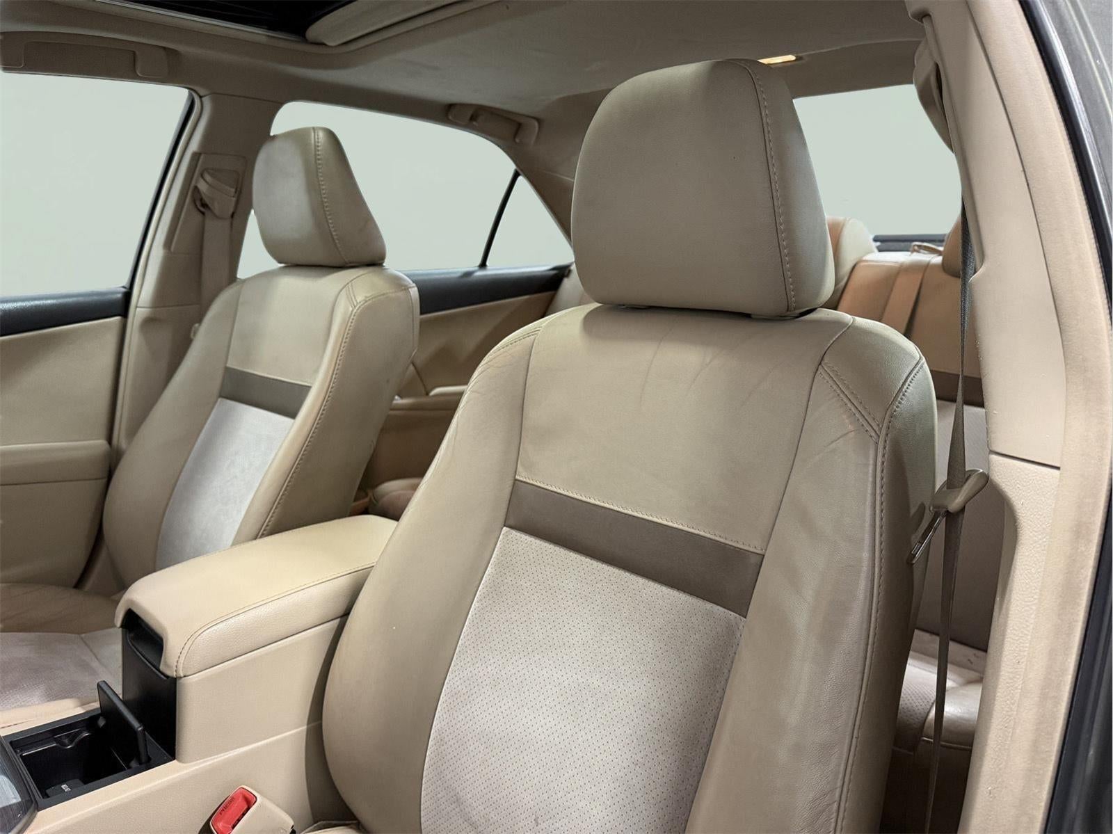 2012 Toyota Camry Hybrid XLE