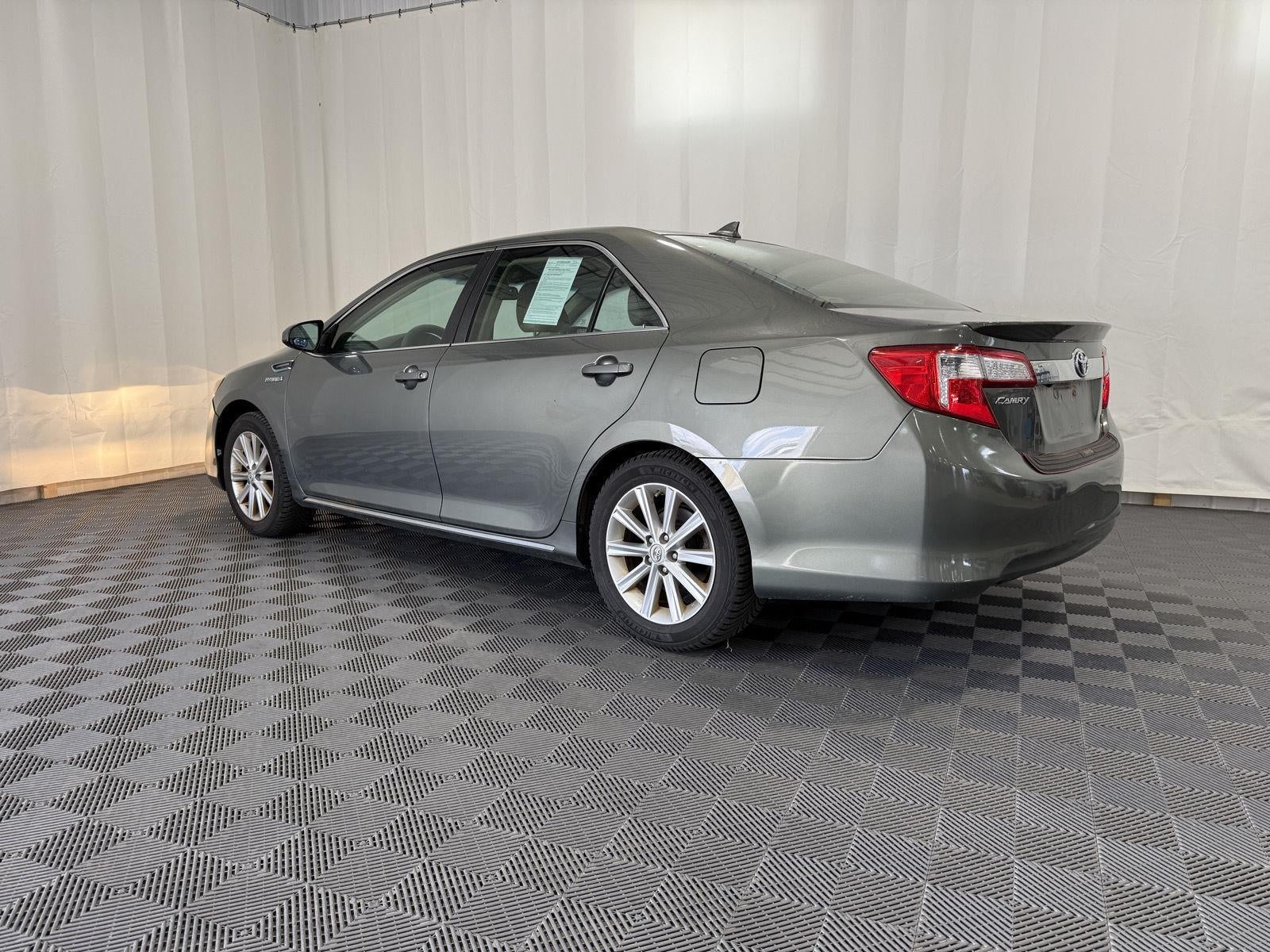 2012 Toyota Camry Hybrid XLE