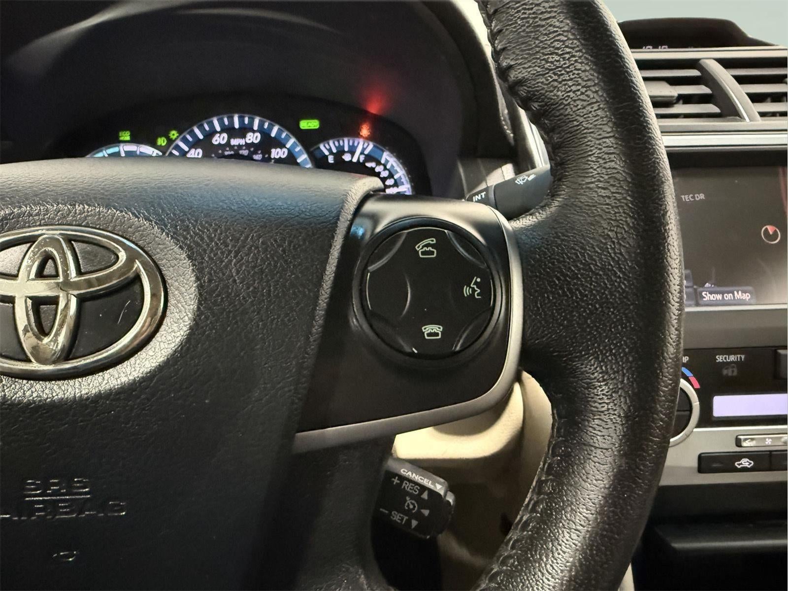 2012 Toyota Camry Hybrid XLE