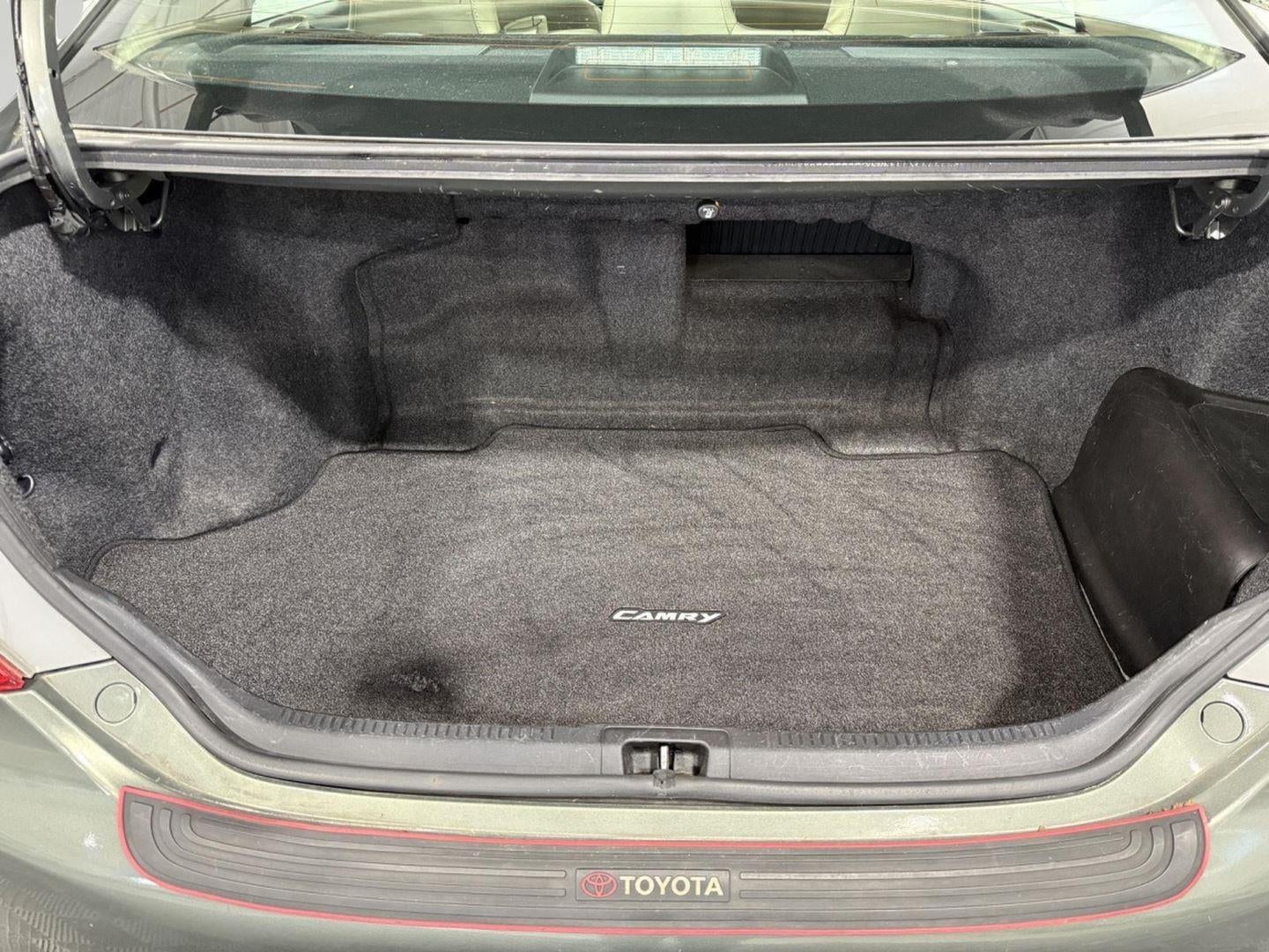 2012 Toyota Camry Hybrid XLE