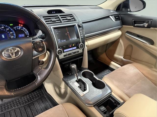 2012 Toyota Camry Hybrid XLE