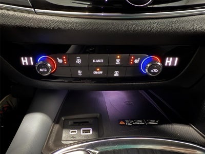 2024 Buick Enclave Essence AWD