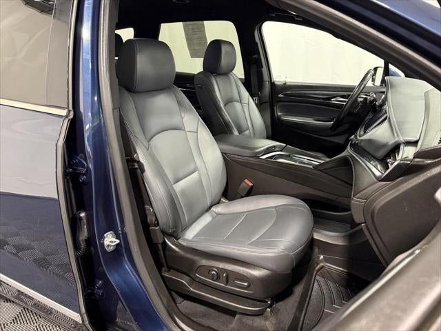 2022 Buick Enclave AWD Essence