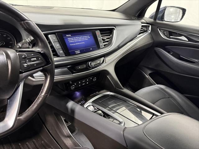 2022 Buick Enclave AWD Essence