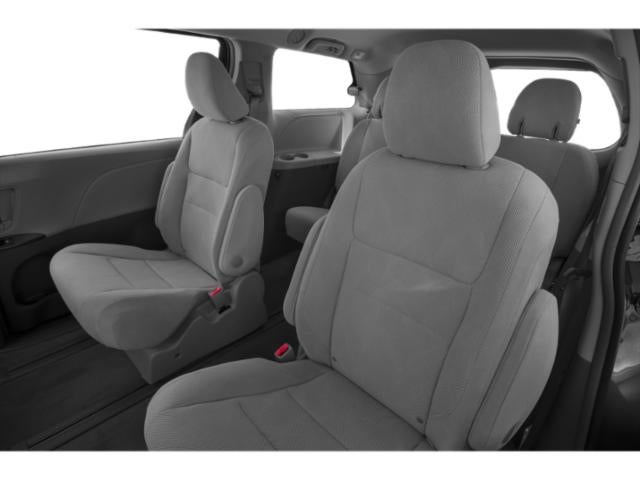 2020 Toyota Sienna LE