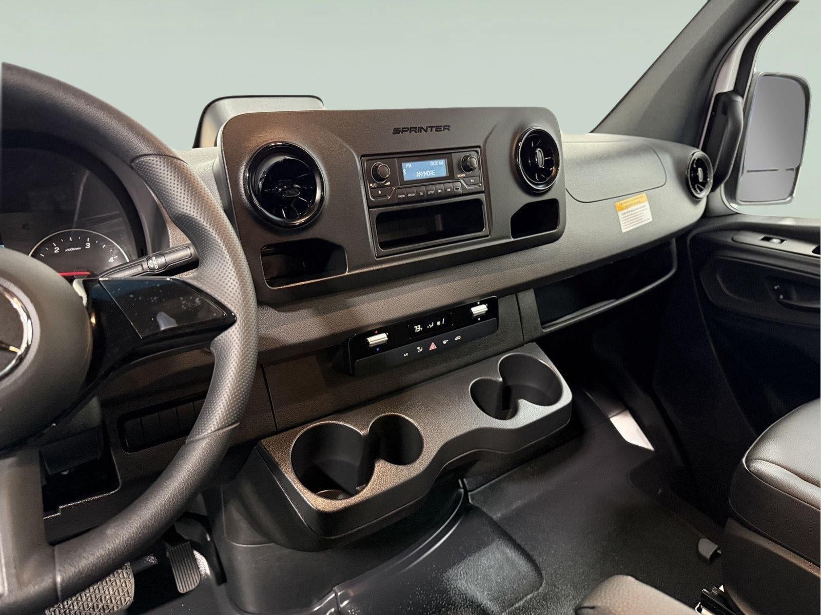 2025 Mercedes-Benz Sprinter 2500 High Roof 4-Cyl Diesel HO