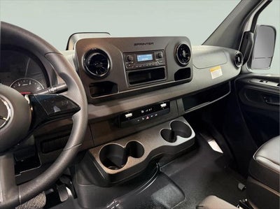 2025 Mercedes-Benz Sprinter 2500 High Roof 4-Cyl Diesel HO