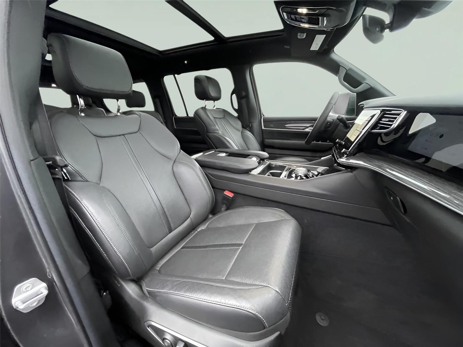 2022 Jeep Wagoneer Series II