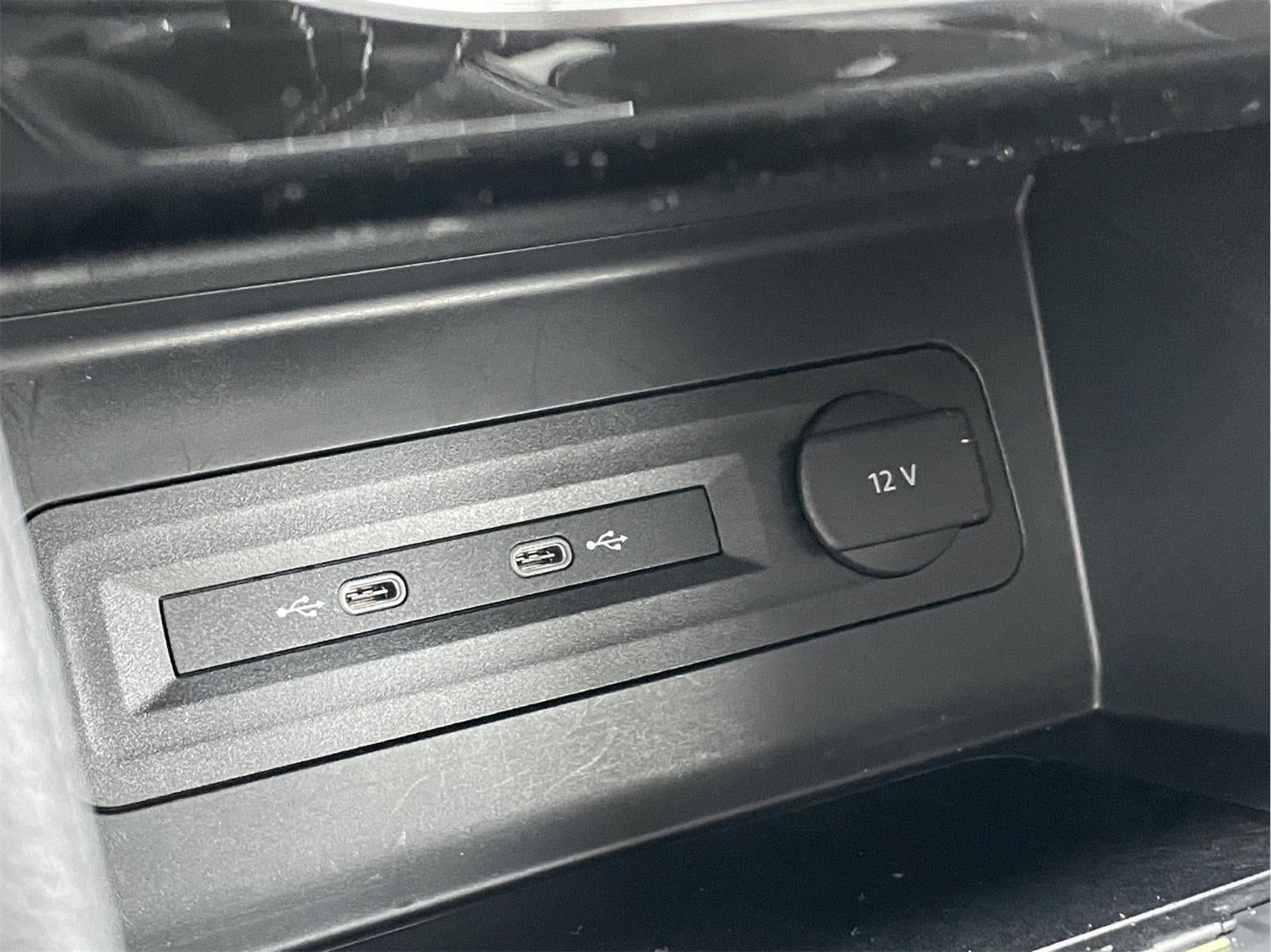 2022 Volkswagen Atlas 2.0T SE w/Technology