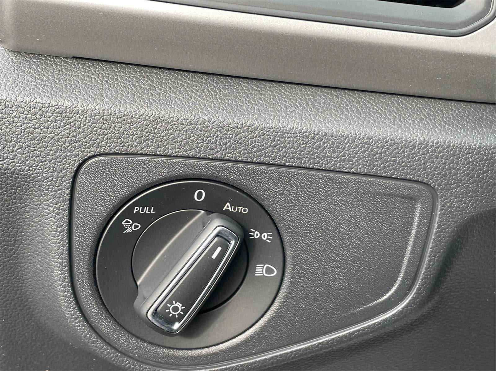 2023 Volkswagen Atlas 2.0T SE