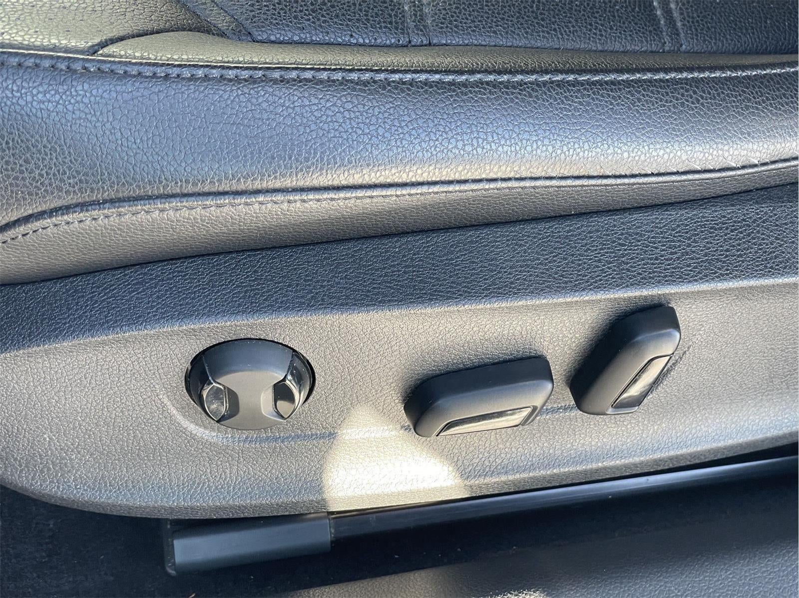 2018 Volkswagen Passat 2.0T SE