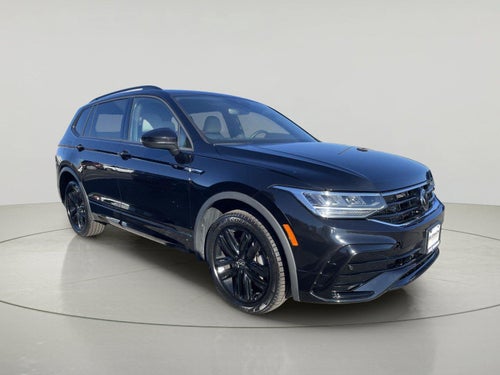 2022 Volkswagen Tiguan SE R-Line Black