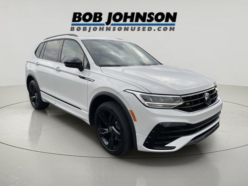 2023 Volkswagen Tiguan SE R-Line Black