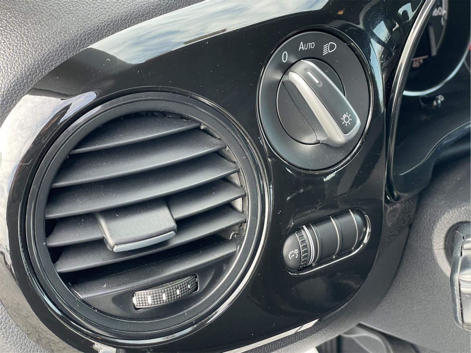 2018 Volkswagen Beetle S