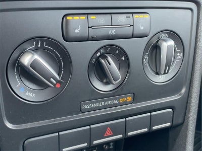 2018 Volkswagen Beetle S