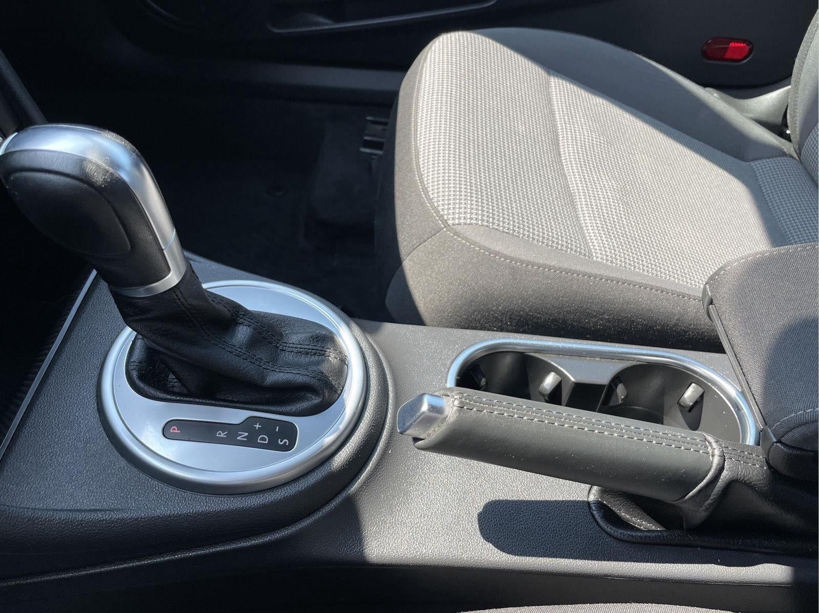 2018 Volkswagen Beetle S