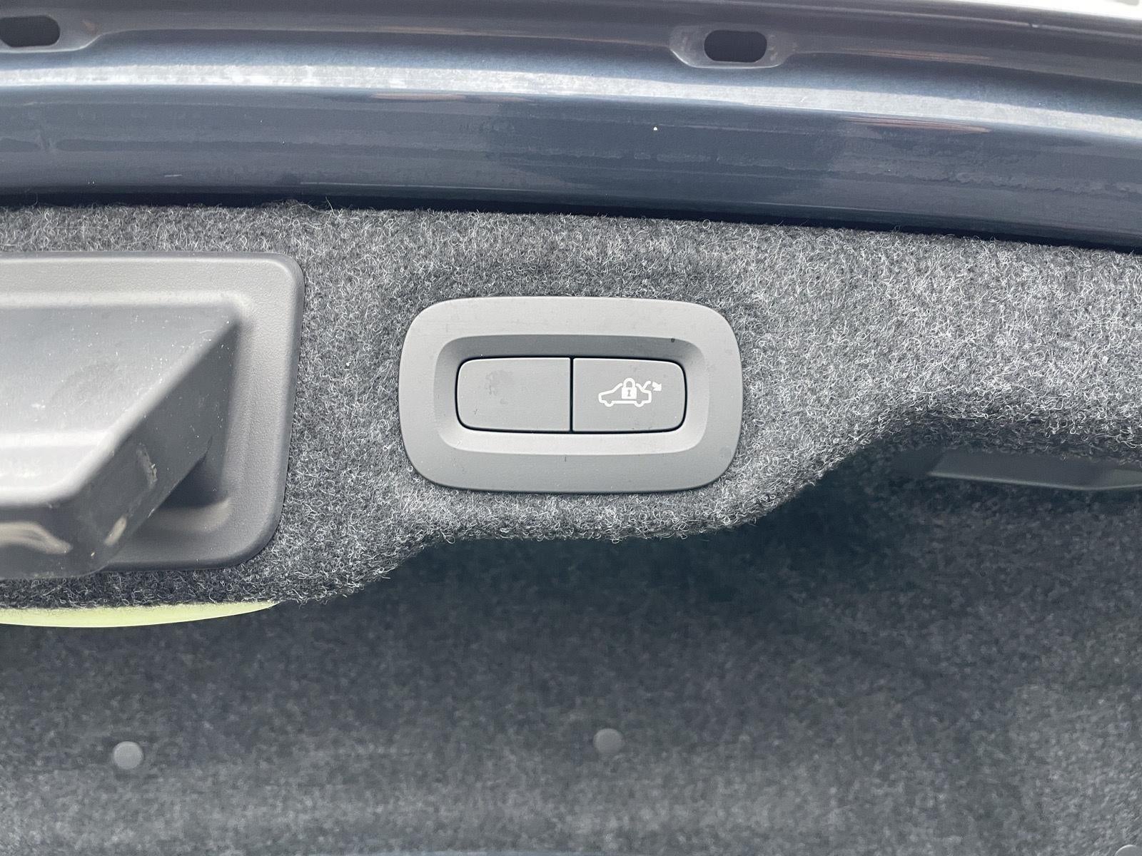 2019 Volvo S60 Momentum