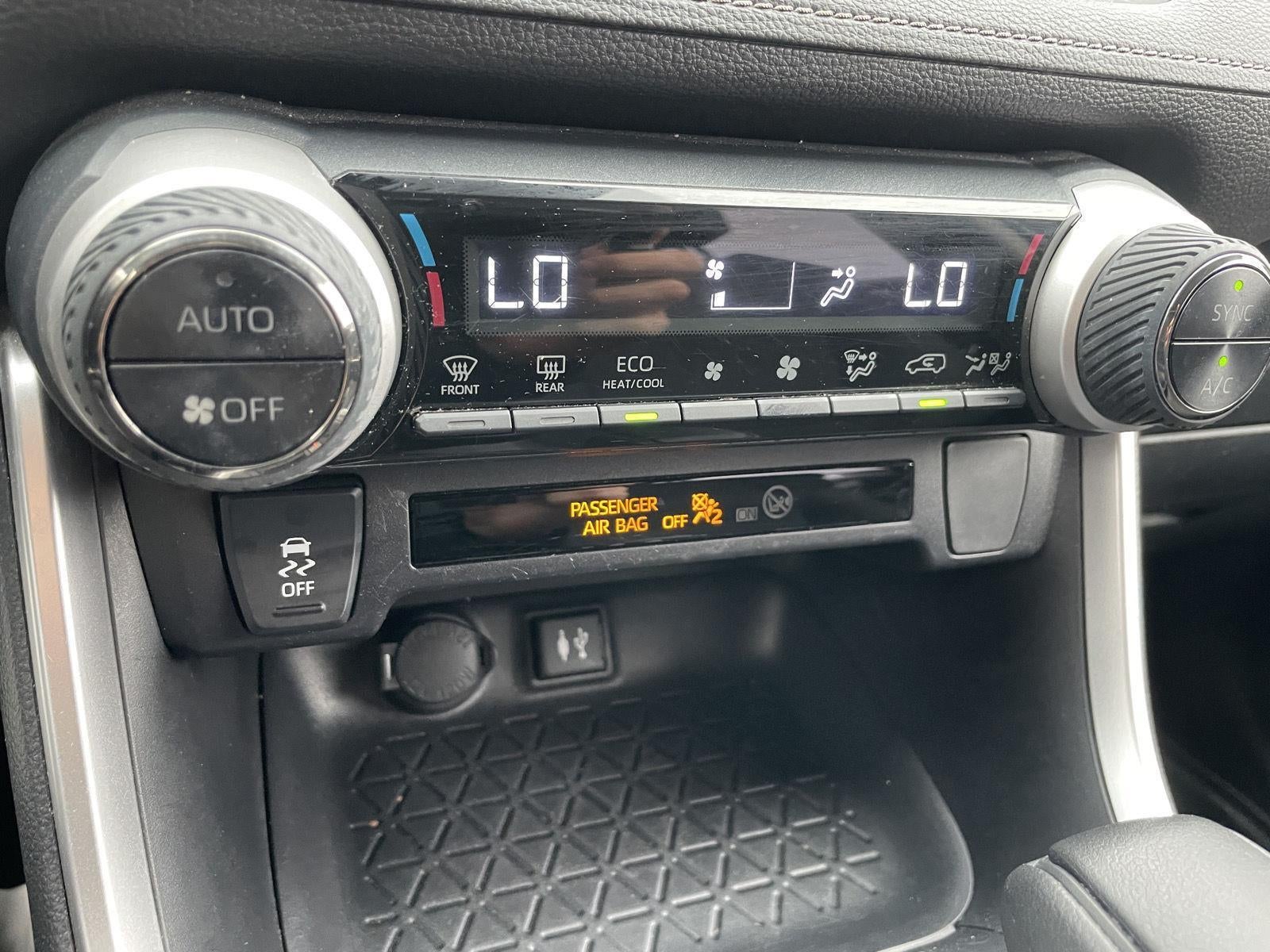 2019 Toyota RAV4 Hybrid LE