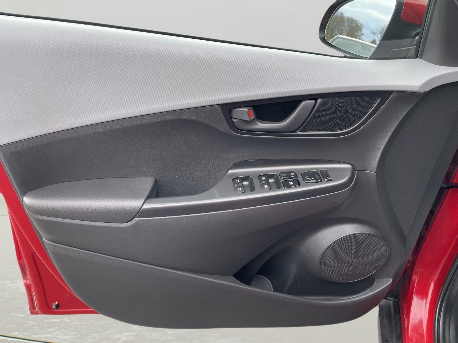 2021 Hyundai Kona SEL