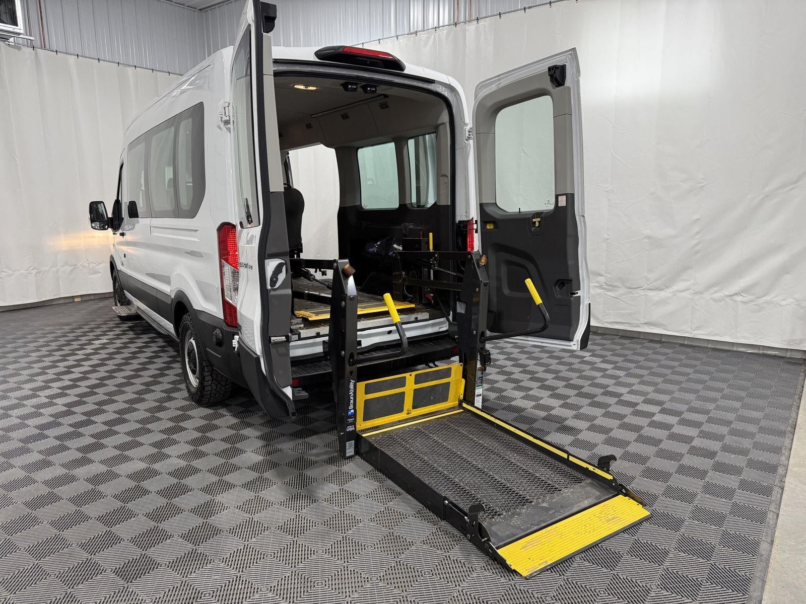 2020 Ford Transit Passenger Wagon XL