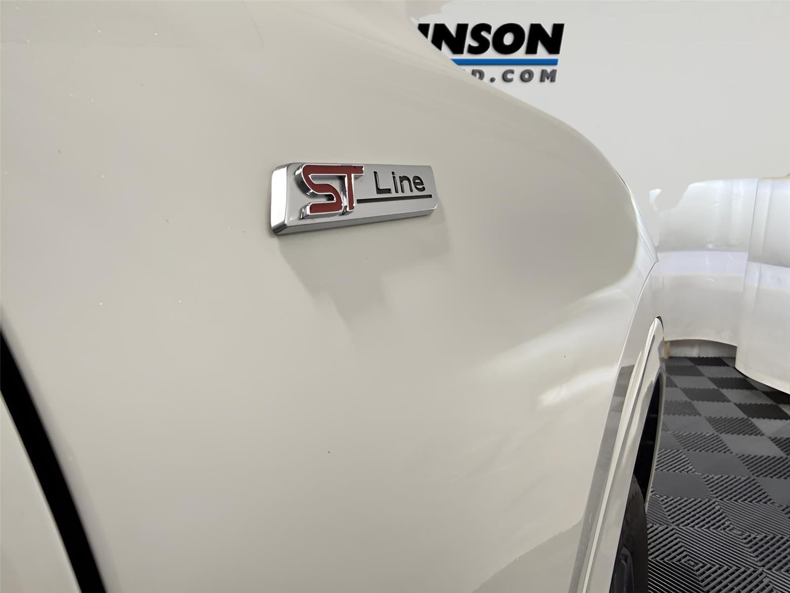 2024 Ford Escape ST-Line Elite