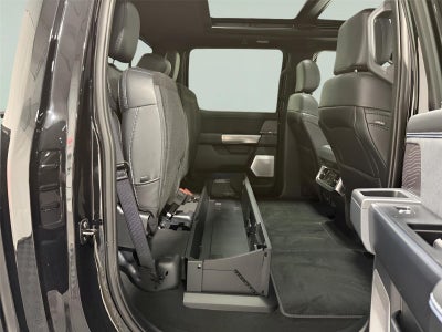 2025 Ford Super Duty F-250 Platinum