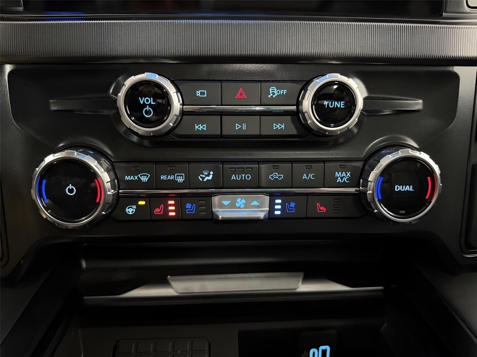 2025 Ford Super Duty F-250 Platinum