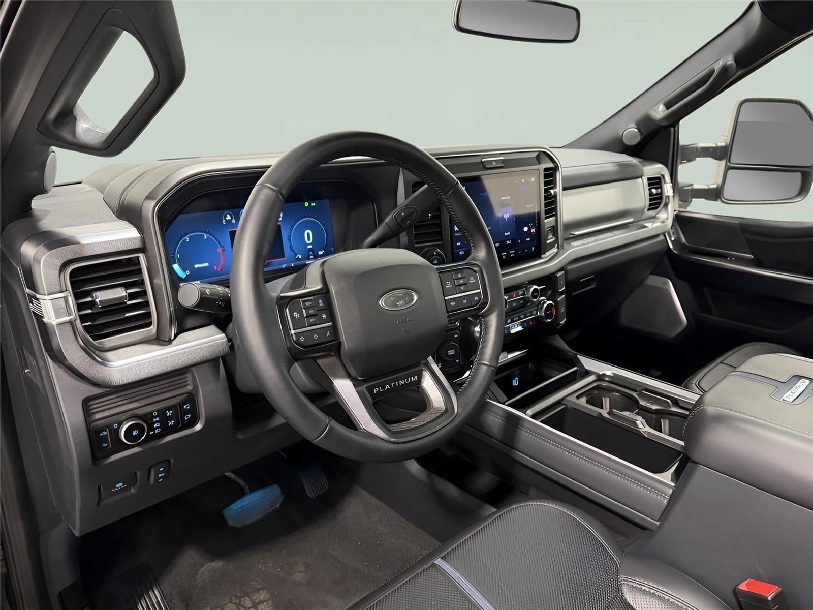 2025 Ford Super Duty F-250 Platinum